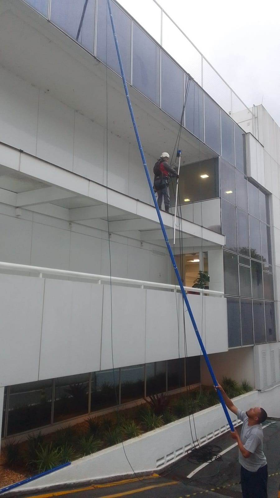 Pintura de fachada em altura